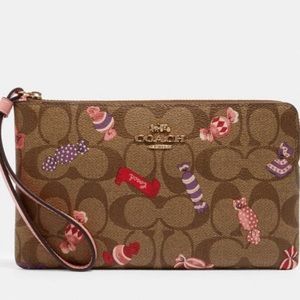 Coach Graphic Monogrammed Large Corner Zip Wristlet With Scattered Candy…
